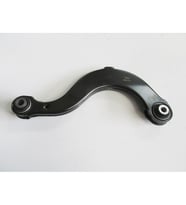 SEAT LEON- 13/20; ARKA ÜST TABLA SAĞ/SOL AYNI (ADET) BURÇLU (SALINCAK) (SH) 5Q0505323D 1222-6165