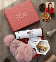 Kişiye Özel Karikatürlü Cute But Sagittarius Yay Burcu Hediye Kutusu - Kişiye Özel Dijital Göstergeli Termos, Kulaklık, Bere, Altıgen Fotoğraf Çerçevesi Doğum Günü Hediyesi