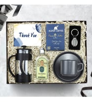 Kişiye Özel Gümüş Renk Anahtarlık & Siyah French Press & Eyüp Sabri Tuncer Tıraş Kolonyası & Alerya Premium Filtre Kahve & Gri Fincan Hediye Seti