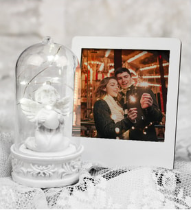 Işıklı Melek Fanus & Kişiye Özel Fotoğraf Çerçevesi Hediye Seti