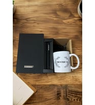 Kişiye Özel Defter & Kişiye Özel Kalem & Kişiye Özel Baskılı Kupa (Anakonda Siyah-Beyaz)