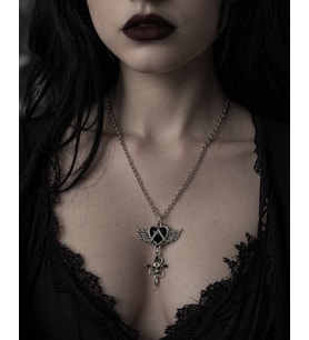 Gotik Kanatlı Kalp ve Kurukafa Detaylı Siyah Taşlı Kolye Unisex
