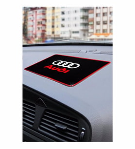 Audi A3 torpido üstü aksesuar araç markalı logo telefon anahtarlık tutucu