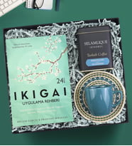 Kitap & Kahve & Fincan Hediye Seti (Model 1)