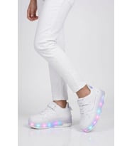 Rocky Beyaz Cırtlı Ortopedik Işıklı Unisex Çocuk Patenli Spor Ayakkabı Glow F