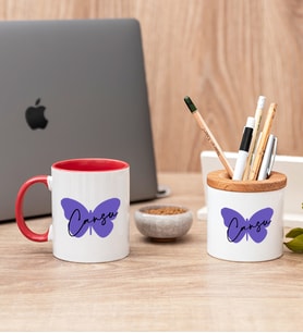 Kişiye Özel Kadına Hediye Kelebek Tasarım İsimli Kırmızı Kupa ve Kalemlik
