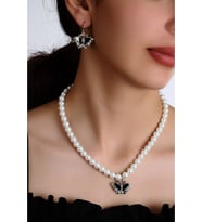 Kelebek Tasarımlı İnci ve Zirkon Taşlı Kolye Küpe Takı Set