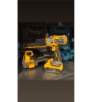 PROFOSYONEL XR ŞARZLI VİDALAMA MATKAP 84 PARÇA SET