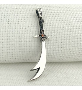 mh-225 925 Ayar Gümüş Kırmızı Taşlı Zülfikar Model Kolye Ucu