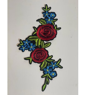 27X15 CM ÜTÜ İLE YAPIŞAN KIRMIZI GÜL VE ÇİÇEKLİ APLİKE