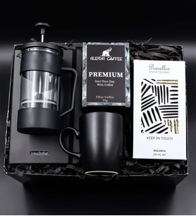 Kişiye Özel Siyah Defter & Siyah French Press & Alerya Premium Filtre Kahve & Siyah Kupa & Pomellos Kolonya Hediye Seti