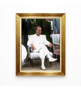 Tablore Atatürk Beyaz Takım Elbiseli Modern Çerçeveli Tablo Karizmatik Atatürk Resmi