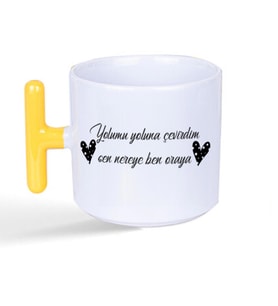 Yolumu Yoluna Çevirdim Baskılı Sarı Kulplu T Kupa