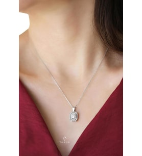 Gümüş Rengi Beyaz Yuvarlak Taşlı 1.50 Carat Görünümünde 925 Ayar Pırlanta Model Gümüş Baget Kolye