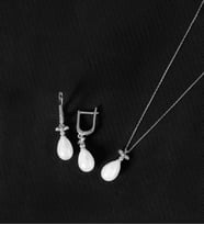 925 Ayar Gümüş Fiyonk Damla İnci Set (Rodyum)