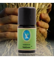NUKA Vetiver Yağı Organik 5 ml
