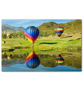 Uçan Balon Ve Yolcuları Görseli MDF Tablo