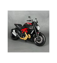 Ducati X Diavel Carbon 1:12 Diecast Motosiklet Model – Lisanslı Metal Maket Oyuncak & Biblo