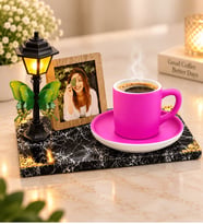 Kişiye Özel Fotoğraflı Sokak Lambalı Siyah Kaideli Pembe Renkli Kahve Fincanı