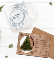 BK Gift Kişiye Özel Mutlu Yıllar Kupa Bardak ve Retro Ahşap Yılbaşı Tebrik Kartı Hediye Seti-3 (Sarı)