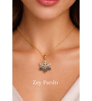 Zey Parıltı Kar Tanesi Figürlü Zirkon Taşlı Altın Renk Kolye