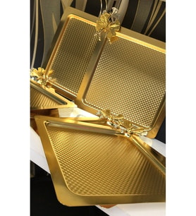 METAL GOLD KAPLAMA 6 LI SERVİS VE SUNUM TEPSİSİ NOKTA DESENLİ KARE MODEL KELEBEKLİ LÜX