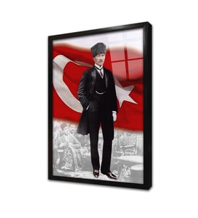 Türk Bayrağı Önünde Atatürk Çerçeveli Cam Tablo