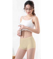Kadın Dikişsiz Görünmez İz Yapmaz Mini Şort Boxer Ten