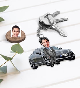 BK Gift Kişiye Özel Erkek Mazda Rx8 Figürlü Plakalı Ahşap Karikatür Anahtarlık-1