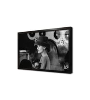 Audrey Hepburn Çerçeveli Cam Tablo