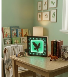 Dekoratif Kartal Figürlü Işıklı Ahşap Tablo – 14x14 cm LED Gece Lambası