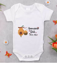 BK Kids İsimli Annesinin Balı Tasarımlı Bebek Body Zıbın - Model 1