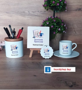 Matematik Öğretmeni Hediye Seti Dekoratif Taş, Kalemlik, Ahşap Altlıklı Türk Kahvesi Fincanı, Ahşap Anahtarlık HediyeÖğretmenler Günü Hediyesi (Model 2)