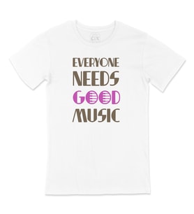 Pembe Everyone Needs Good Music Tişört