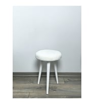 Peluş Puf Dekoratif Ahşap 3 Beyaz Ayaklı Tabure