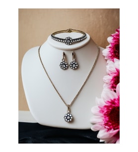 Zirkon Taşlı Papatya Desen Set