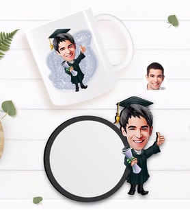BK Gift Kişiye Özel Erkek Mezun Karikatürlü Beyaz Kupa ve Ahşap Bardak Altlığı Hediye Seti-1