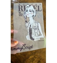 ÜTÜ İLE YAPIŞAN KIZ TRANSFER BASKI TİŞÖRT BASKI ARMA 27X22 CM