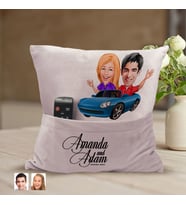 BK Gift Kişiye Özel Sevgililer Karikatür Tasarımlı Organizer Kumanda ve Atıştırmalık Cepli Pembe Kırlent Yastık-52 Arkadaşa Hediye, Cepli Yastık