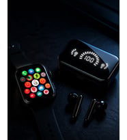 Şık Tasarımlı Akıllı Saat Bluetooth Kulaklık Seti Suya Dayanıklı Çok Fonksiyonlu
