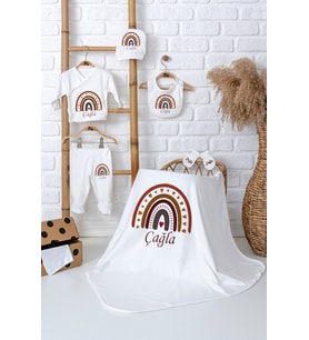 Pia Baby Premium Kişiye Özel Battaniye ve 5 Parça Zıbın Kız Bebek Hediyesi 5035-04 (Ekru)