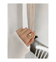 Gold İnci Detaylı Oval Yüzük