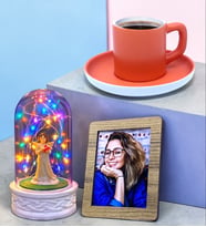 Melekli Renkli Led Işıklı Fanus ve Kahve Fincanı Kişiye Özel Fotoğraflı Hediye