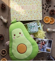 Kişiye Özel Karpuz Desenli Hediye Kutusu - Kişiye Özel T Pastel Kupa, Peluş Yastık, Fotoğraf 1 Adet Doğum Günü Hediyesi