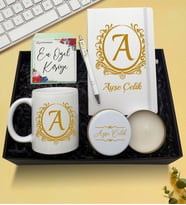 Kişiye Özel Beyaz Defter & Beyaz Kupa & Beyaz Kalem & Beyaz Metal Kutulu Mum Hediye Seti