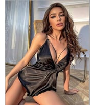 Kadın Siyah Saten Arkası Çapraz Derin Dekolte Mini Gecelik Tulum -430