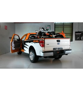Maisto 1:24 Ford F-150 STX Pikap ve1958 FLH Duo Glide motor