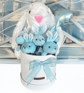 Solemia Özel Kututusunda; 45 cm Beyaz Tavşan, 5'li Tavşancıklar ve Folyo Kalp Balonlu SET-Ayıcık Buketi