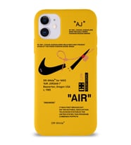 Apple iPhone 11 Uyumlu Lansman Kılıf Sneakers Tasarımlı Altı Kapalı İçi Kadife Kaplı Silikon Kapak (Şeffaf)