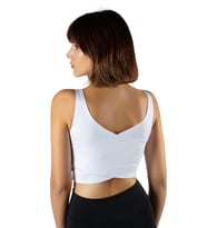 Kadın Beyaz Sırt Detaylı Kare Yaka Fitted/Vücuda Oturan Spor Sütyeni Bluz Crop Atlet 23K-TRP-CRP13